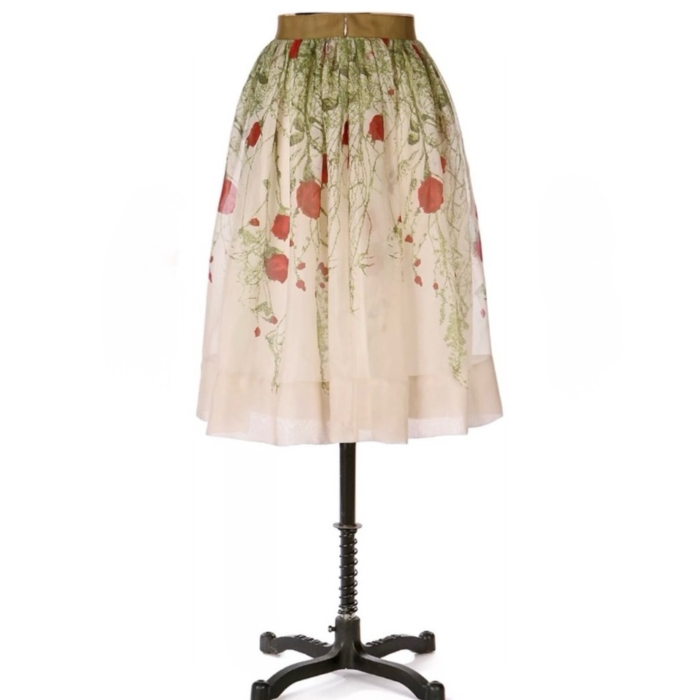 Anthropologie Viola Silk Red Rose Floral A-Line Skirt Size 2 - Picture 2 of 9